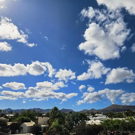 Vila Casa Anabella By Escape Puerto del Carmen (Lanzarote)