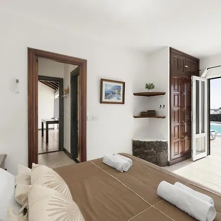 Casa Anabella By Escape * Puerto del Carmen