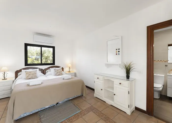 Villa Casa Anabella By Escape Puerto del Carmen (Lanzarote)